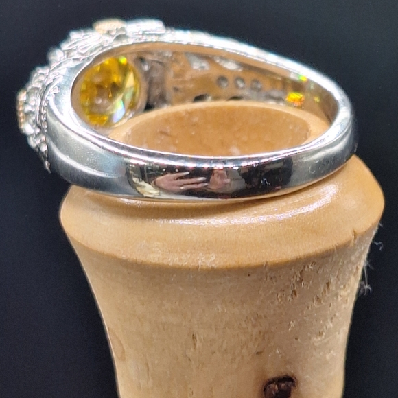 Exquisite Silver Citrine Cubic Zirconia Ring - Picture 4 of 4